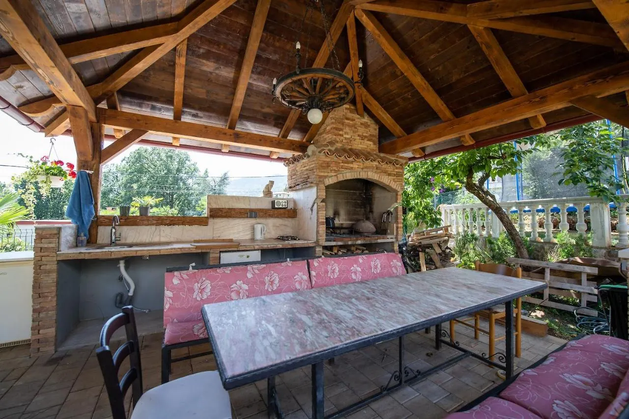 Villa Anna Ika Apartment
