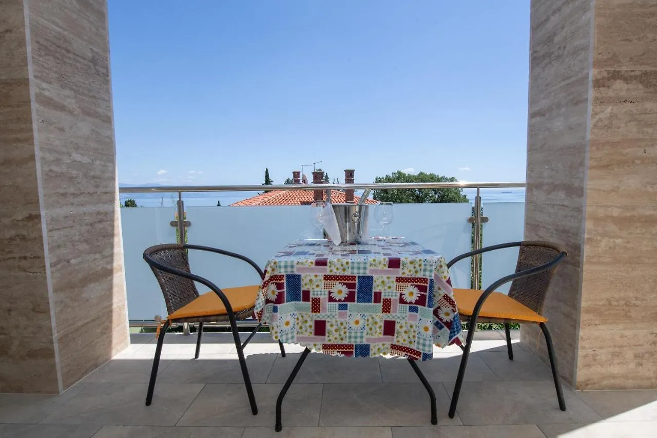 Villa Anna Ika Apartment